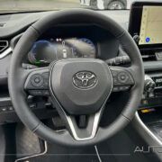 Toyota RAV4 Selection + SKYVIEW